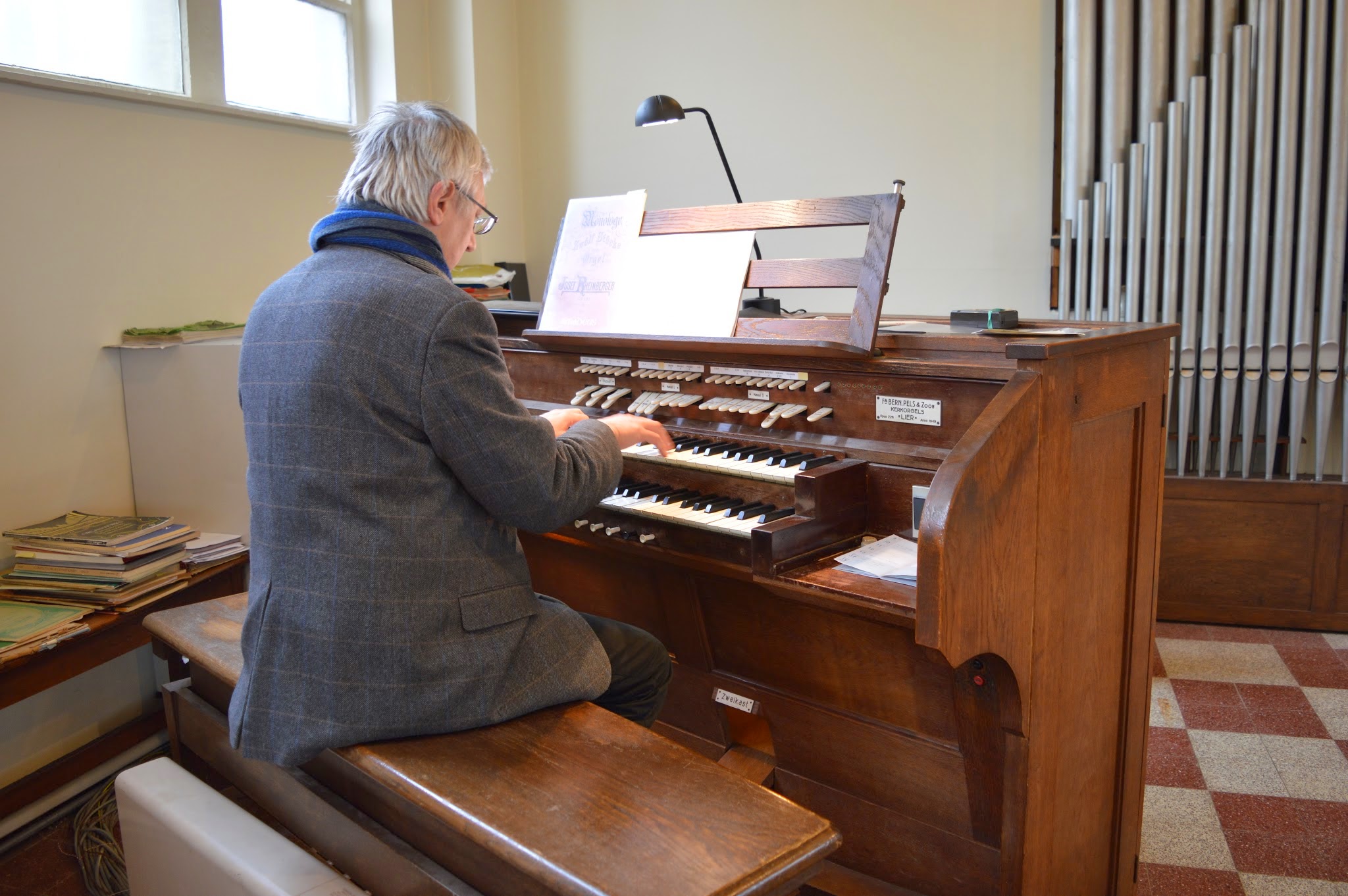 Michel Goossens aan het orgel